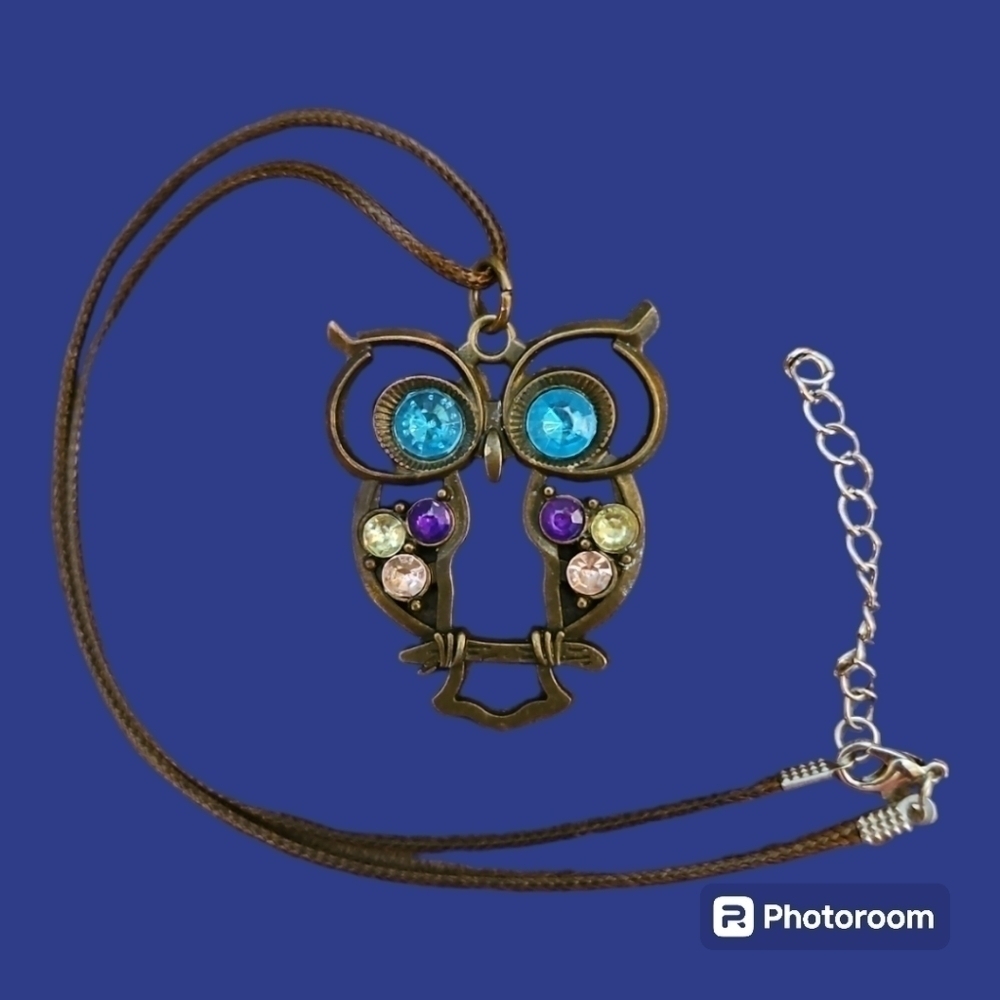 3/$30 Vintage Brass Jeweled Owl Pendant Fairycore Rope Necklace